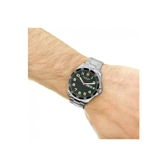 Victorinox Swiss Army Fieldforce Stainless Steel Luxury Analogue Quartz Watch - 241849 For Male 7 Victorinox Swiss Army Fieldforce Stainless Steel Luxury Analogue Quartz Watch - 241849 For Male - Image 5